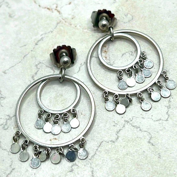Lia Sophia Chandelier Earrings. - Picture 2 of 3